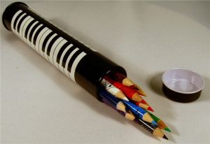 моливи цветни с клавиши комплект