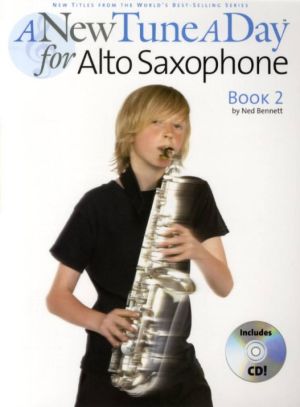 A NEW TUNE A DAY: alto  SAXOPHONE - BOOK 2 + CD